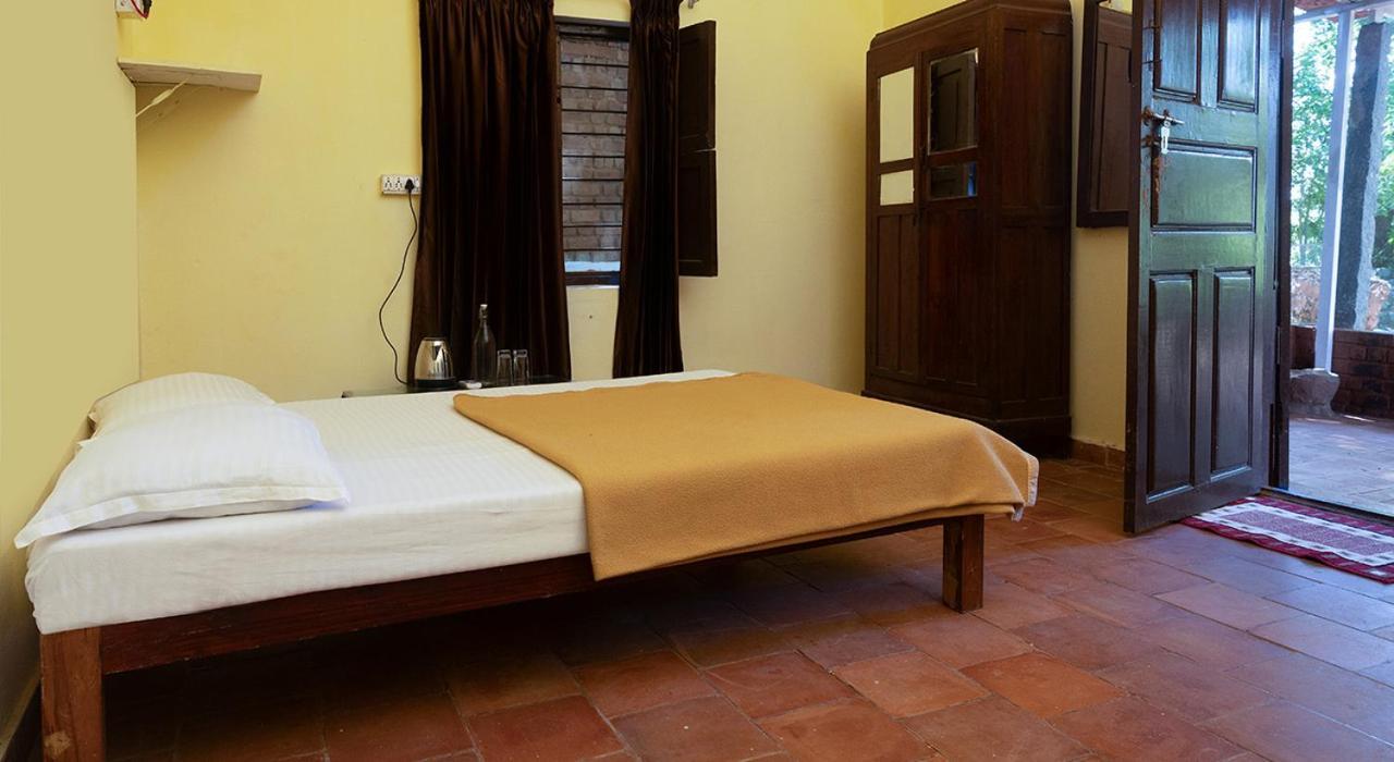 Pathayam Inn Tiruvannāmalai エクステリア 写真